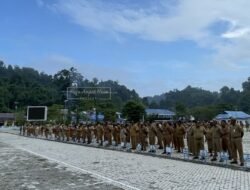 Pimpin Apel Rutin, Asisten III Setda Raja Ampat Ingatkan ASN Untuk Tetap Disiplin