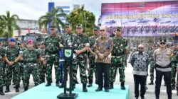 Pangdam XVII/Kasuari Mayjen TNI Ilyas Alamsyah, S.E., M.Tr (Han) pimpin apel gelar pasukan persiapan pemilu 2024.