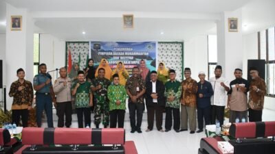 FOTO: Pimpinan Daerah Muhammadiyah dan ‘Aisyayah Raja Ampat masa bakti 2022-2027 yang dilantik dan dikukuhan, Jumat, (1/3/2024)/Forkompim Raja Ampat