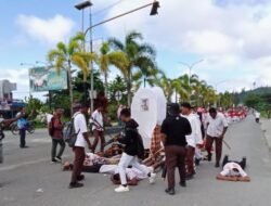 Karnaval HUT RI, SMAN 1 Raja Ampat Tampil Dengan Tema Beratnya Perjuangan Pahlawan Bangsa