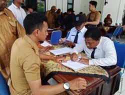 Ratusan PPPK Terima SK, Kepala BKDPSDM Raja Ampat Ingatkan Untuk Tingkatkan Pelayanan