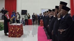 KET: Prosesi pelantikan Anggota DPRK Raja Ampat oleh Ketua Pengadilan Negeri Sorong/dok. RajaAmpatNews