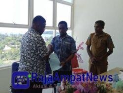 Forum Pencaker OAP Audiensi Dengan DPRK Raja Ampat