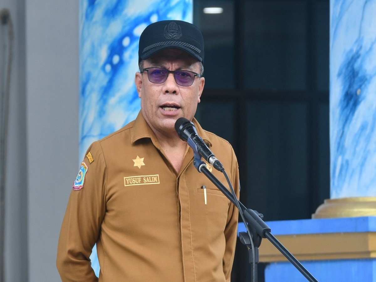 KET: Sekda Raja Ampat, Dr.Yusuf Salim, M.Si/Foto.Dok Raja AmpatNews