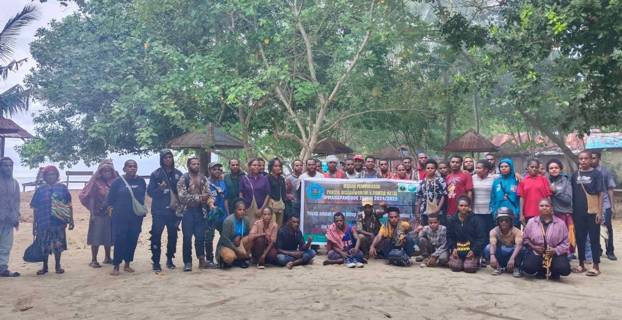 KET: Ikatan Pelajar dan Mahasiswa Nabire, Paniai, Dogiyai, dan Deiyai (IPMANAPANDODE) Se-Kota Studi Sorong