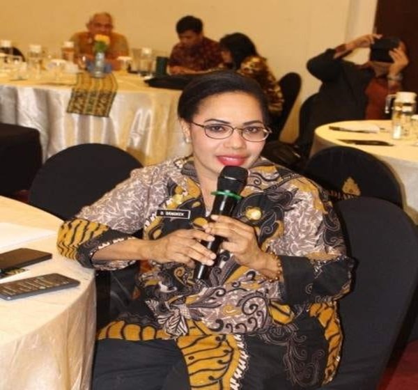 KET: Kepala Badan Kesatuan Bangsa dan Politik (Kesbangpol) Papua Barat Daya, Dr. Sellvyana Sangkek, SE, M.Si/Foto: Dok. Narasumber