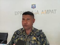 Wakil Ketua I DPRK Raja Ampat Dukung Relokasi Pasar: Demi Wajah Kota dan Penghidupan Pedagang