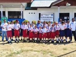 Momen Hardiknas 2025: Kepsek SD YPK Alfa Omega Waisai Harap Pemerintah dan Masyarakat Saling Mendukung Kemajuan Pendidikan di Raja Ampat