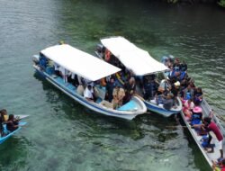 Bupati Orideko Ajak Warga Jaga Budaya Sasi Laut Untuk Alam Raja Ampat