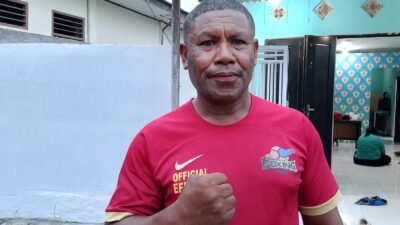 Ket: Efer Mambraku Official Sasana Tinju Setda Raja Ampat Boxing Camp/Foto.Dony K