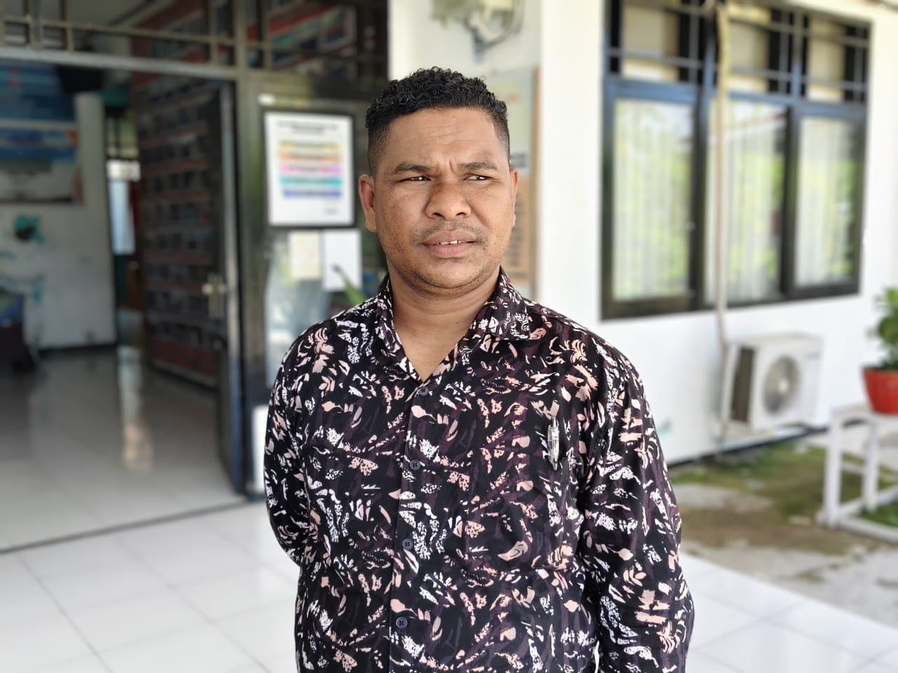 KET: Ketua Gerakan Raja Ampat Bangkit (Gerbang), Frans Mambrasar, ST/Foto: Derek Mambrasar