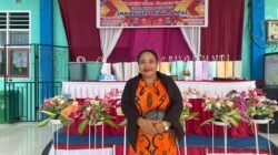 Ket: Kepala SMA Negeri 1 Raja Ampat, Helena Omkarsba, S.Pd, M.Pd/Foto: dok.RajaAmpatNews