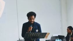 Ket: Salomo Omkarsba salah satu mahasiswa asal Raja Ampat yang sedang menempuh pendidikan di Kota Pontianak, Kalimantan Barat/Foto: Narasumber
