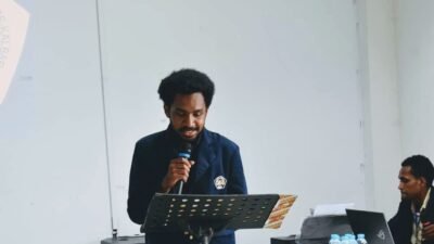 Ket: Salomo Omkarsba salah satu mahasiswa asal Raja Ampat yang sedang menempuh pendidikan di Kota Pontianak, Kalimantan Barat/Foto: Narasumber