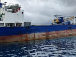 BREAKING NEWS: Kapal Tangker Kandas di Perairan Raja Ampat
