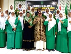 Ketua GOW Raja Ampat Buka Konfercab dan LKD Fatayat NU, Dorong Kader Jadi Role Model