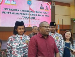 Frans dan Esterline Harumkan Raja Ampat di Istana, Bupati Orideko: Bangga & Bukti Kita Bisa