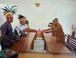 DAS Wardo Resmi Daftar ke Kesbangpol Raja Ampat