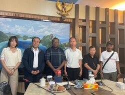 Bupati Orideko Paparkan Rencana Pembangunan Pusat Pelayanan Pariwisata Modern di Teluk Wawiyai ke Investor