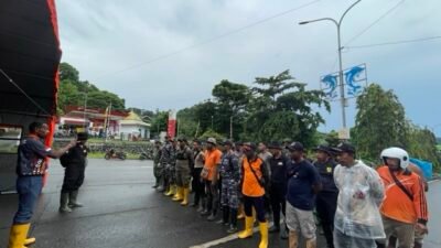 Tim Reaksi Cepat Dirikan Posko Tanggap Darurat di Tugu Selamat Datang, Lanjutkan Pembersihan Drainase di Kobeoser