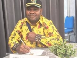 Wakil Ketua Komisi I DPRK Paniai Ingatkan Pentingnya Koordinasi Pusat dan Daerah dalam Menyikapi Dropping Militer
