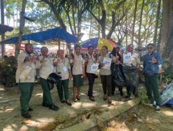 Peserta LATSAR CPNS BPBD Raja Ampat Ajak Masyarakat Jaga Kebersihan Lewat Edukasi Lingkungan