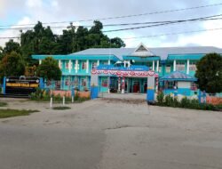 Siswa SMA Negeri 1 Raja Ampat Kembali Masuk Sekolah Usai Pemalangan Dibuka