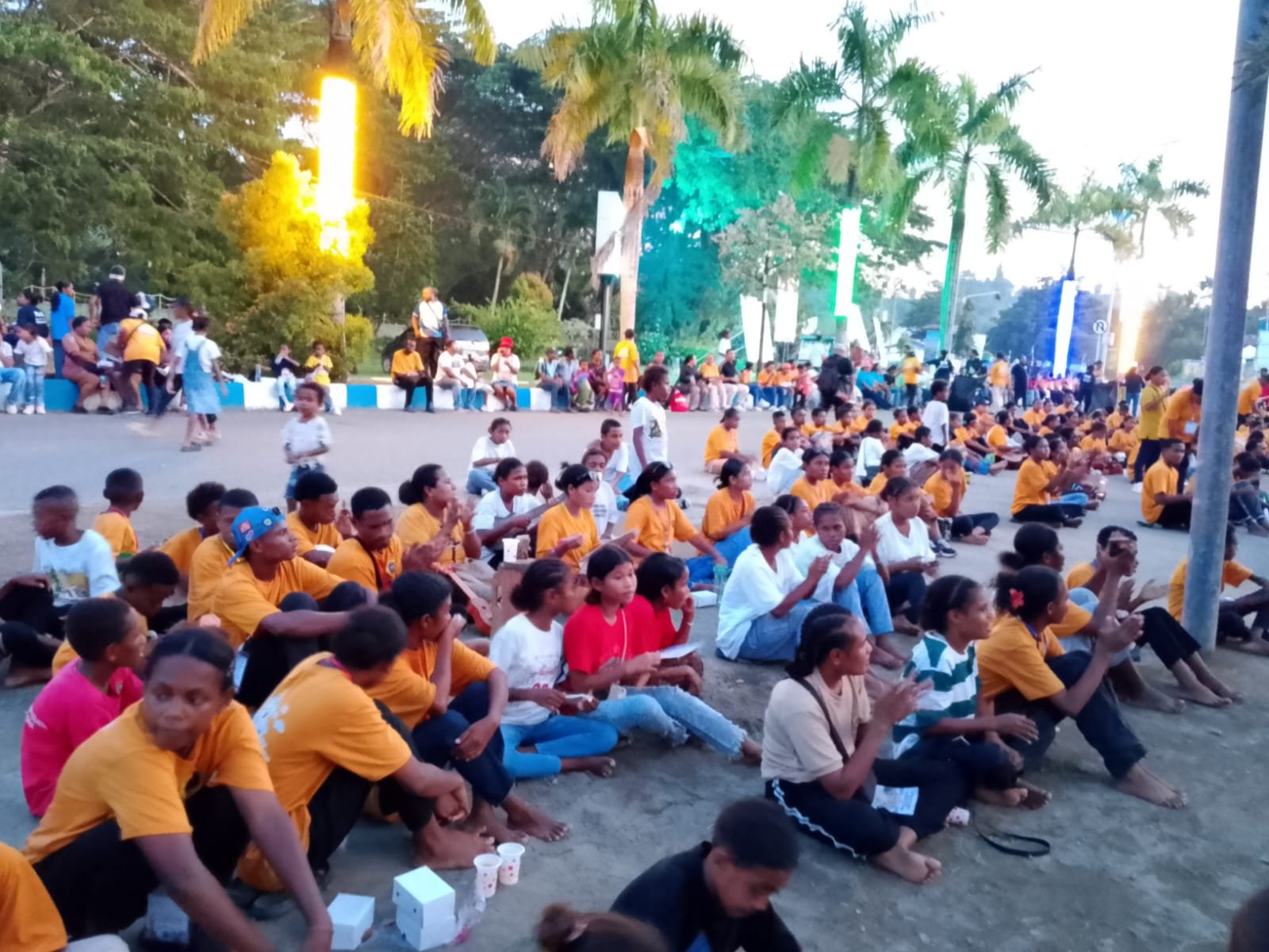 Ket: Temu Raya PAR GKI Klasis Raja Ampat yang dirangkaikan dengan kampanye gerakan perlindungan anak dan pencegahan kekerasan terhadap anak yang berlangsung di Tahura, Kota Waisaim Selasa(25/11/2025)/Foto: Dony K