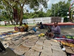 Noberta Edoway: Perjuangan Perempuan Papua Menyulam Harapan Melalui Noken di Raja Ampat