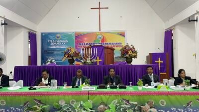 Sidang Jemaat XX GKI Alfa Omega Waisai Digelar: Pendeta Moby Harap Keputusan Sidang Jadi Arah Pelayanan 2026