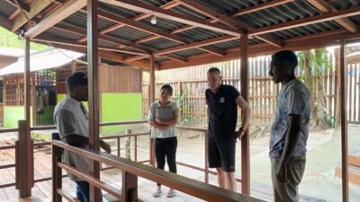 Raja Ampat Siapkan “Kampung Inggris” di Sawinggrai, DPRK Dorong Lompatan Mutu Pendidikan