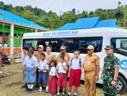 Gubernur Papua Barat Daya Serahkan Bantuan Pendidikan untuk Sekolah dan SLB di Raja Ampat