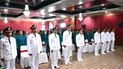 Bupati Herybertus Nabit Lantik 9 Camat Baru, Tekankan Kehadiran 24 Jam di Tengah Masyarakat