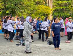 Perempuan Raja Ampat Unjuk Peran Lewat Karnaval 1000 Profesi