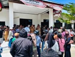 Ratusan CPNS Raja Ampat Datangi BKPSDM, Tuntut Kepastian SK: “Sudah Hampir Setahun, Kami Hanya Diberi Janji”