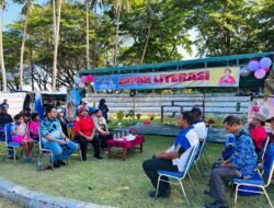 Sambut HUT ke-23 Raja Ampat, Lapak Literasi Hadir di Pantai WTC untuk Bangun Generasi Gemar Membaca