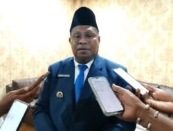 Bupati Orideko Burdam Minta Kepala Desa yang baru di Lantik Bangun Desa Bersama Masyarakat