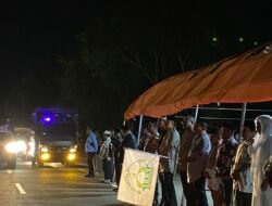 Bupati Orideko Burdam Melepas Ratusan Peserta Pawai Takbiran Idul Adha 1447 H di Kota Waisai