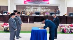 DPRK Raja Ampat Resmi Terima LKPJ Bupati 2025, Lima Fraksi Beri Catatan dan Rekomendasi