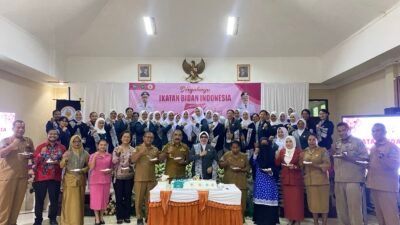 75 Tahun Mengabdi, Bidan di Wilayah Kepulauan Raja Ampat Jadi Garda Terdepan Keselamatan Ibu dan Bayi