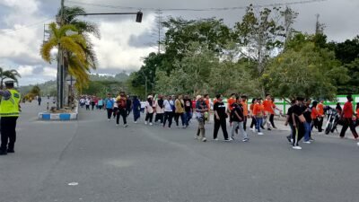 Ribuan Peserta Semarakkan Jalan Sehat, Awali Rangkaian Peringatan HUT ke-81 Kemerdekaan RI di Raja Ampat