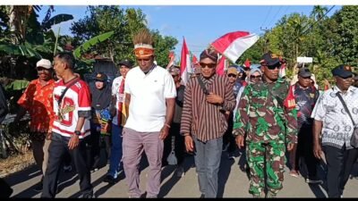 Bangkit dan Produktif, Distrik Salawati Tengah Awali Peringatan HUT RI dengan Parade Merah Putih