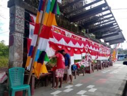 Semangat Kemerdekaan Menggema di Waisai, Pedagang Bendera Merah Putih Mulai Ramai
