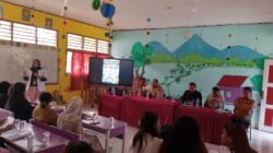 SD Negeri 25 Moko Salurkan Seragam Gratis dari Pemkab Raja Ampat, Gandeng Tiga Mitra untuk Tingkatkan Pendidikan Siswa