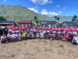 Sparing Persahabatan Pemuda NTT dan Tim BI Kitem Perkuat Silaturahmi Generasi Muda Di Raja Ampat
