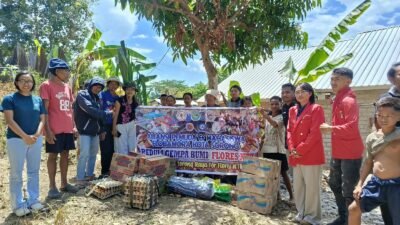 GMNI Manggarai Salurkan Bantuan dari Pemuda dan Mahasiswa Flobamora Kota Sorong untuk Korban Gempa di Flores
