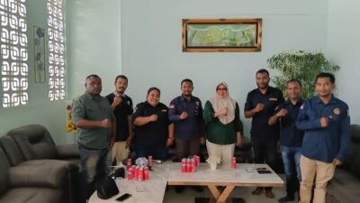 Jajaran Pengurus Karang Taruna Bahari Kabupaten Raja Ampat Silaturahmi dengan Ketua GOW Raja Ampat