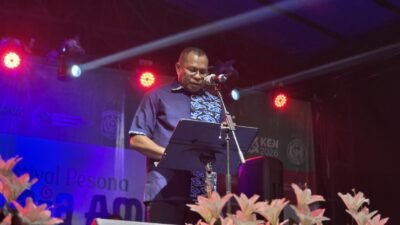 Bupati Orideko&nbsp;Burdam Tegaskan&nbsp;Festival&nbsp;Pesona&nbsp;Raja&nbsp;Ampat&nbsp;Tak&nbsp;Boleh&nbsp;Berhenti&nbsp;di&nbsp;Panggung&nbsp;Seremonial