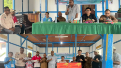 Bupati Orideko Salurkan Perdana Bantuan ORISUN untuk Lansia OAP di Raja Ampat