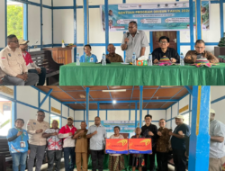 Bupati Orideko Salurkan Perdana Bantuan ORISUN untuk Lansia OAP di Raja Ampat